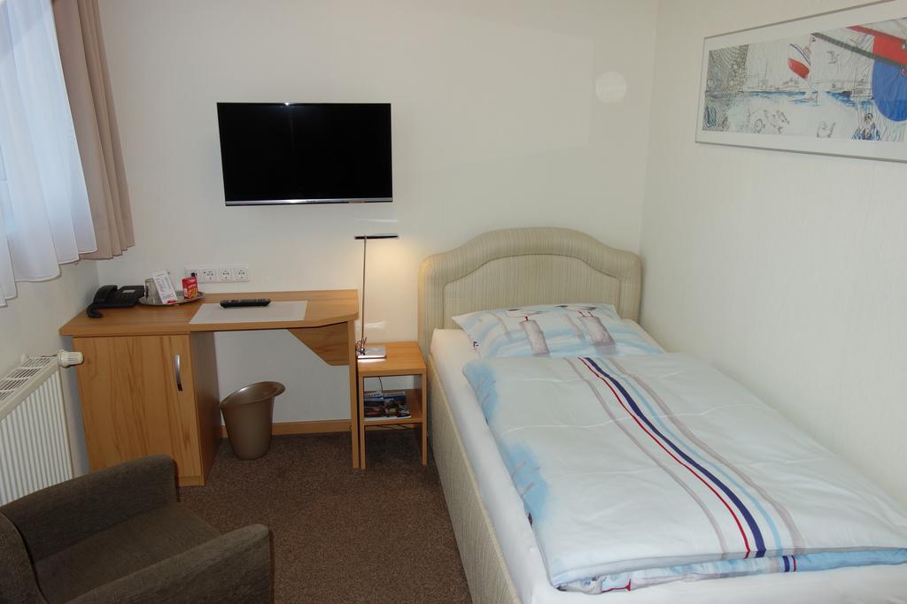 Hotel Gode Wind Kiel Buitenkant foto