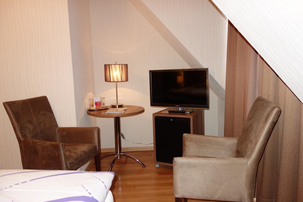 Hotel Gode Wind Kiel Buitenkant foto