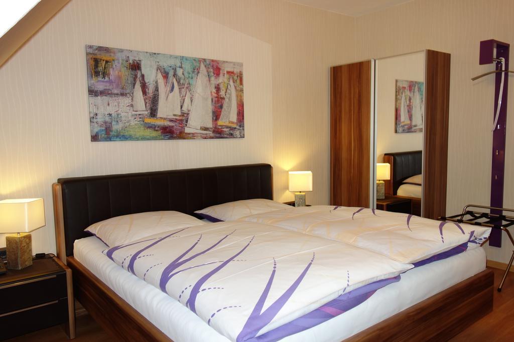 Hotel Gode Wind Kiel Buitenkant foto